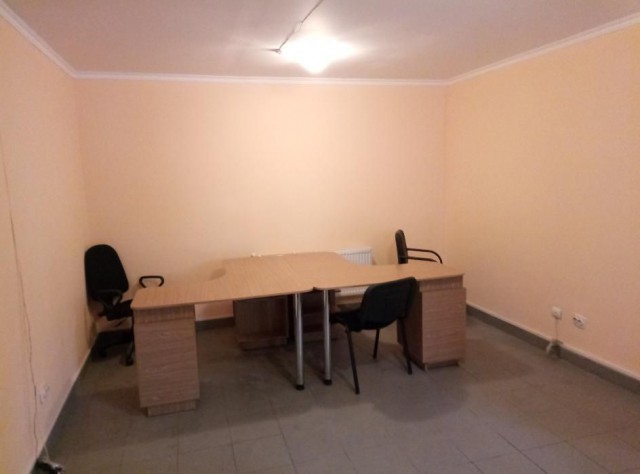 Аренда офиса 20 м2 Черновцы